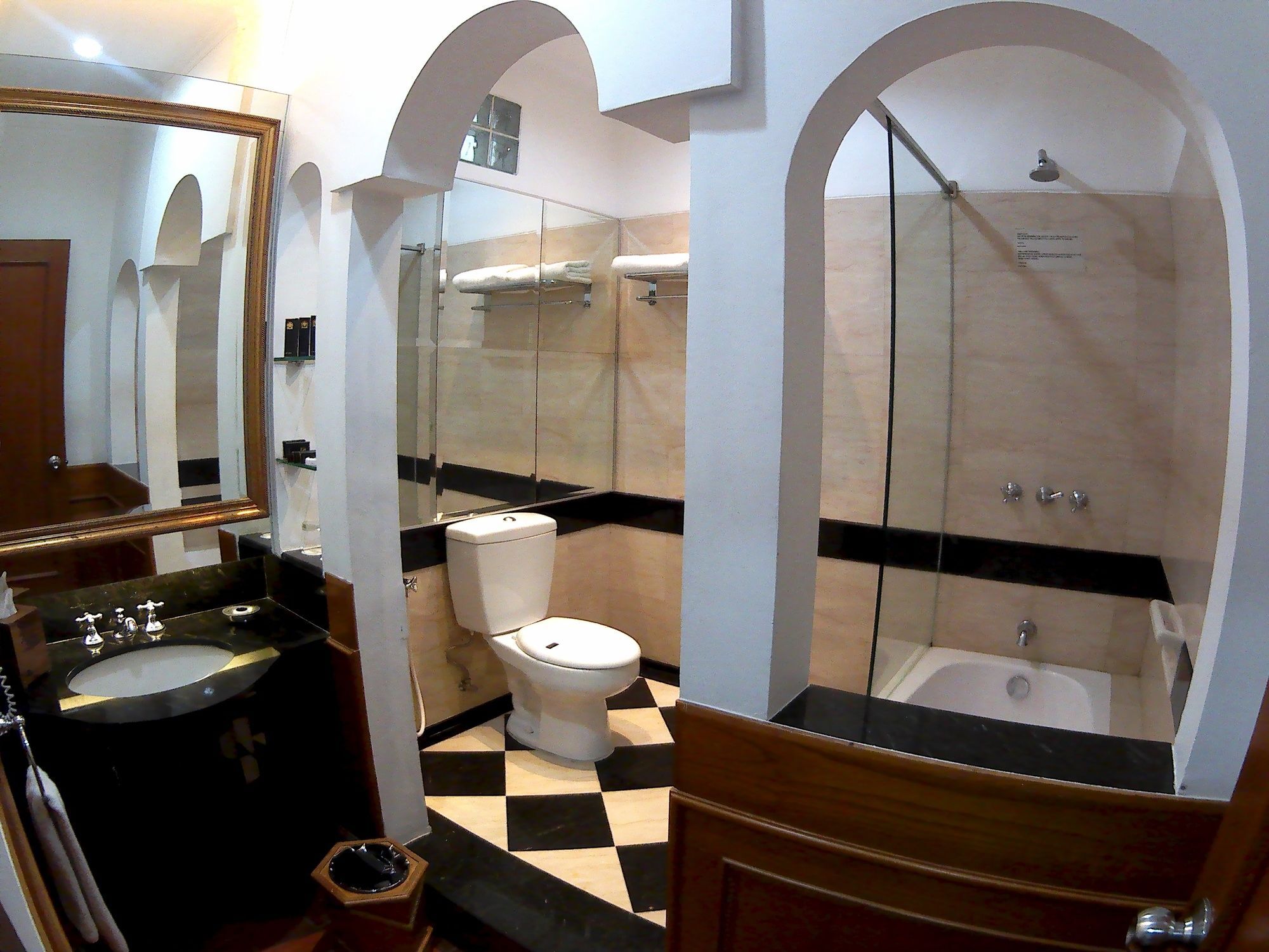 Geulis Boutique Hotel Bandung Eksteriør billede